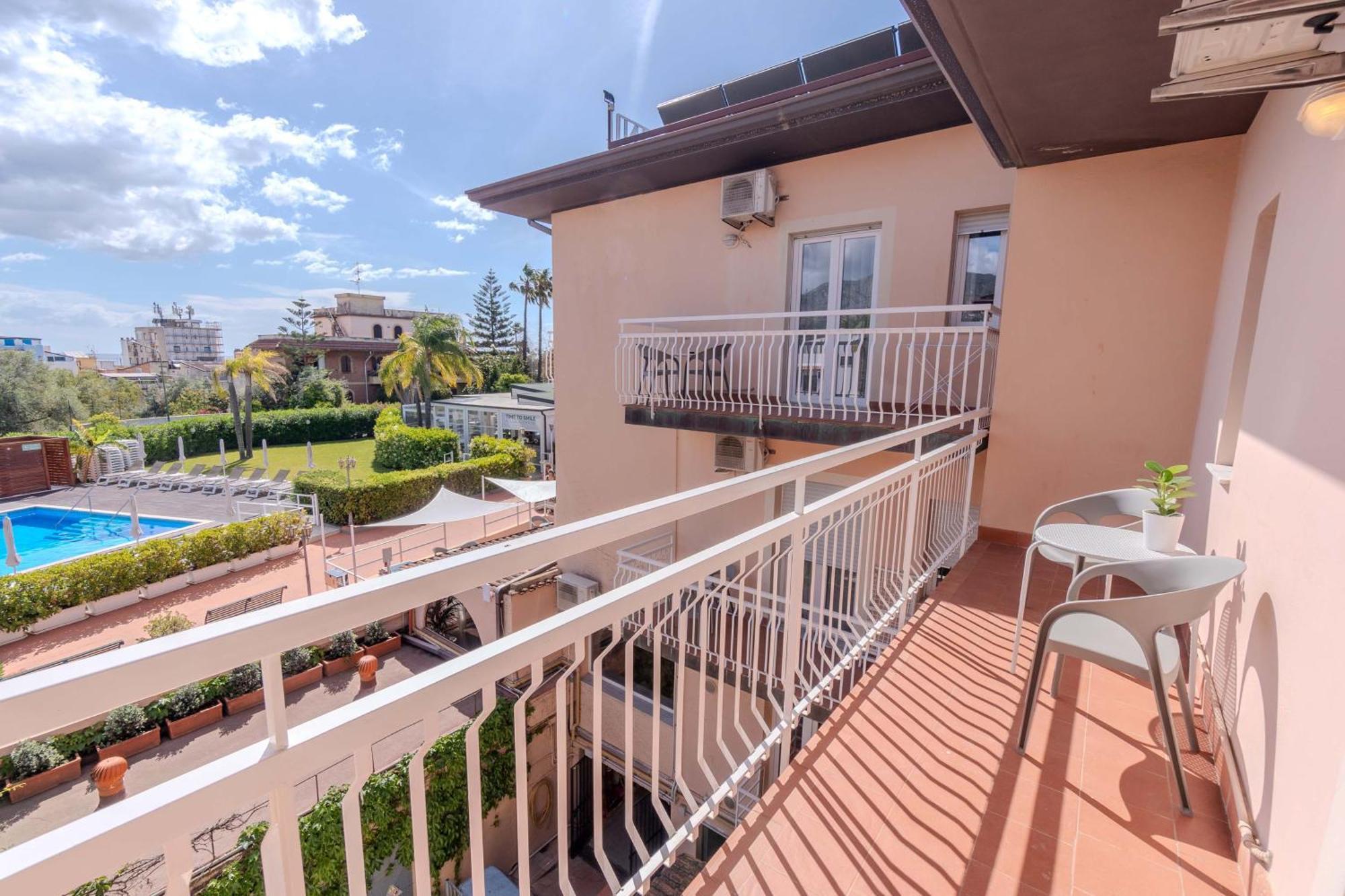 Residence Villa Giardini Exterior foto